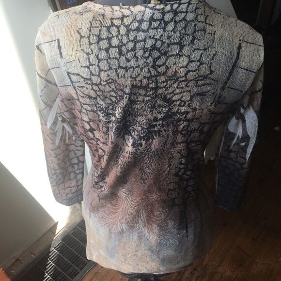 Reba loose weave L long sleeve western tunic - Picture 3 of 4